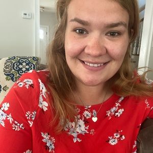 Meet your Posher, Alina